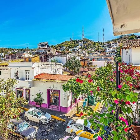Malecon Beach Side Downtown Condo Puerto Vallarta Dış mekan fotoğraf